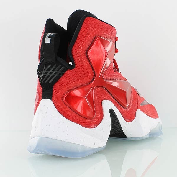 Lebron XIII 'On Court'